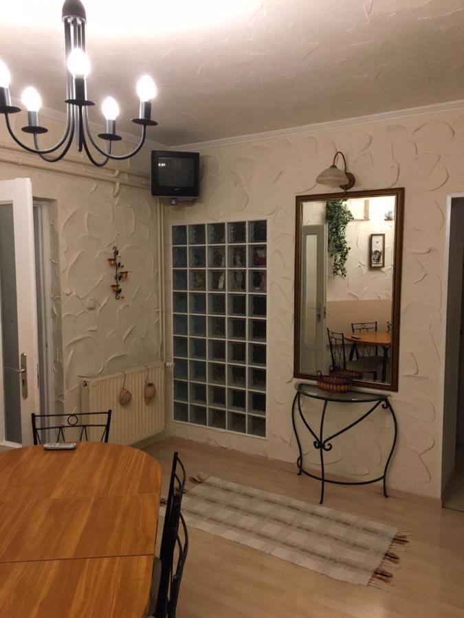 Tocc Apartman Gyal ภายนอก รูปภาพ